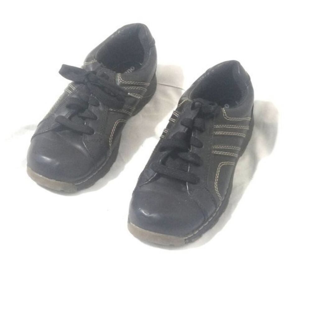 Outlook shoes size 7‎